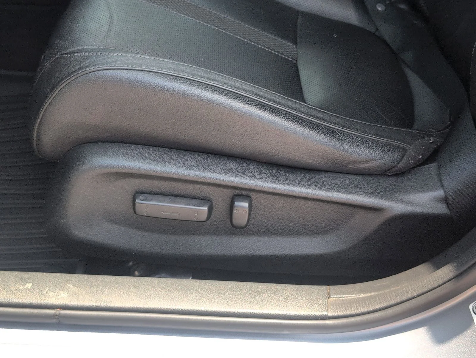 Used 2021  Honda EX-L image 14