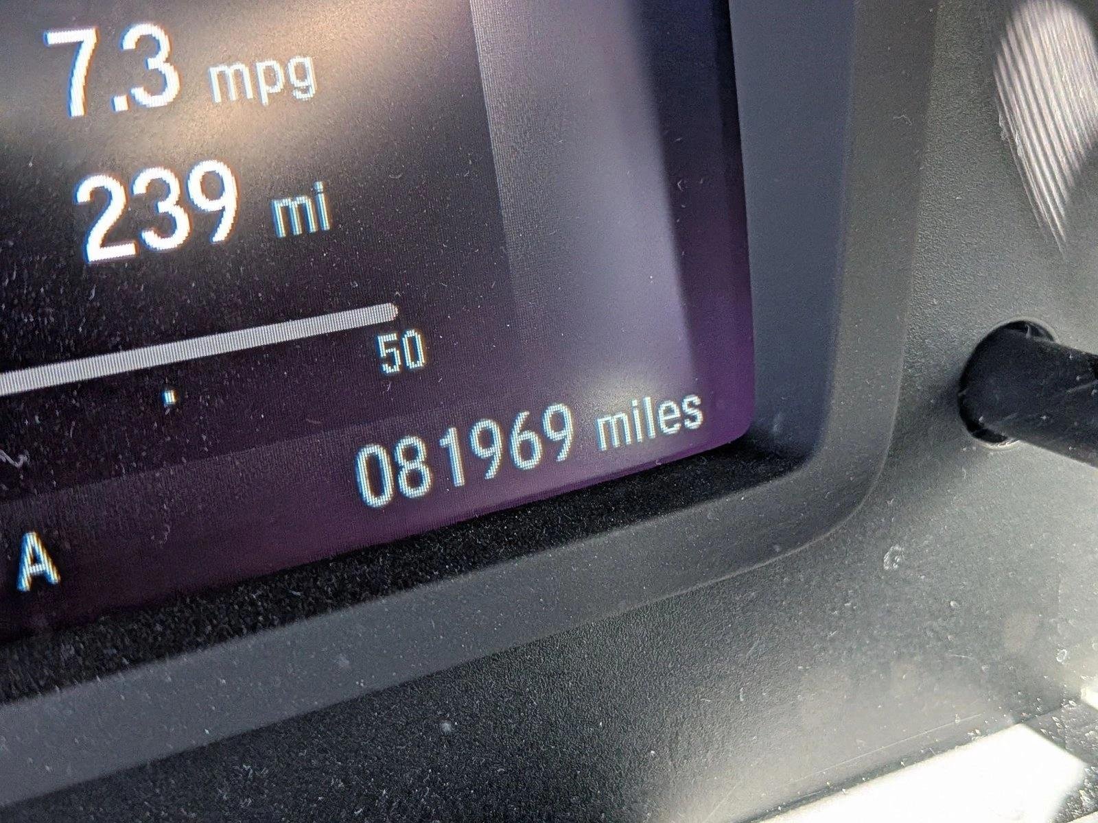Used 2018 Silver/Gray Honda EX-L image 11