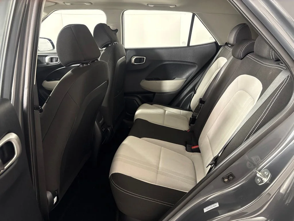 Used 2025 Gray Hyundai SEL image 26