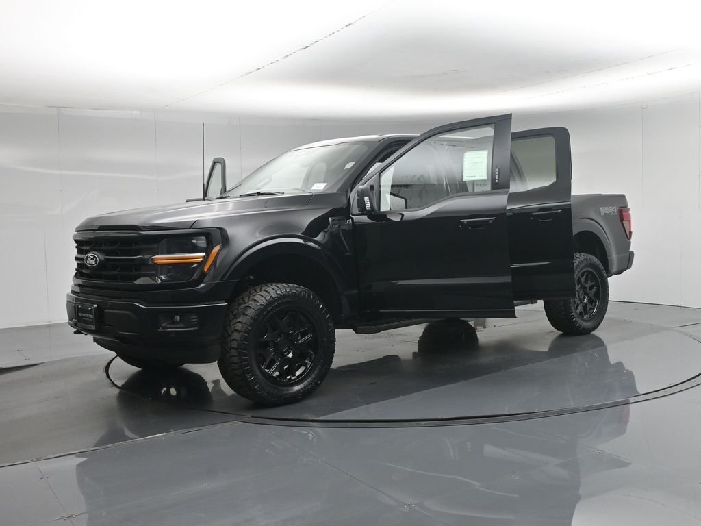 New 2026 Agate Black Metallic Ford XLT image 31