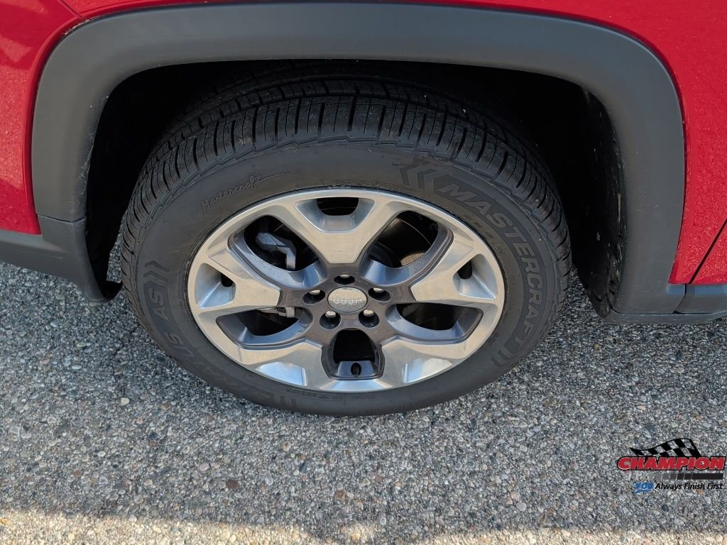 Used 2020 Red Jeep Limited image 9