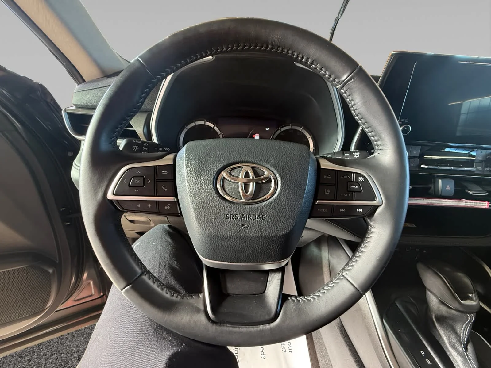 Used 2024 Magnetic Gray Metallic Toyota XLE image 13