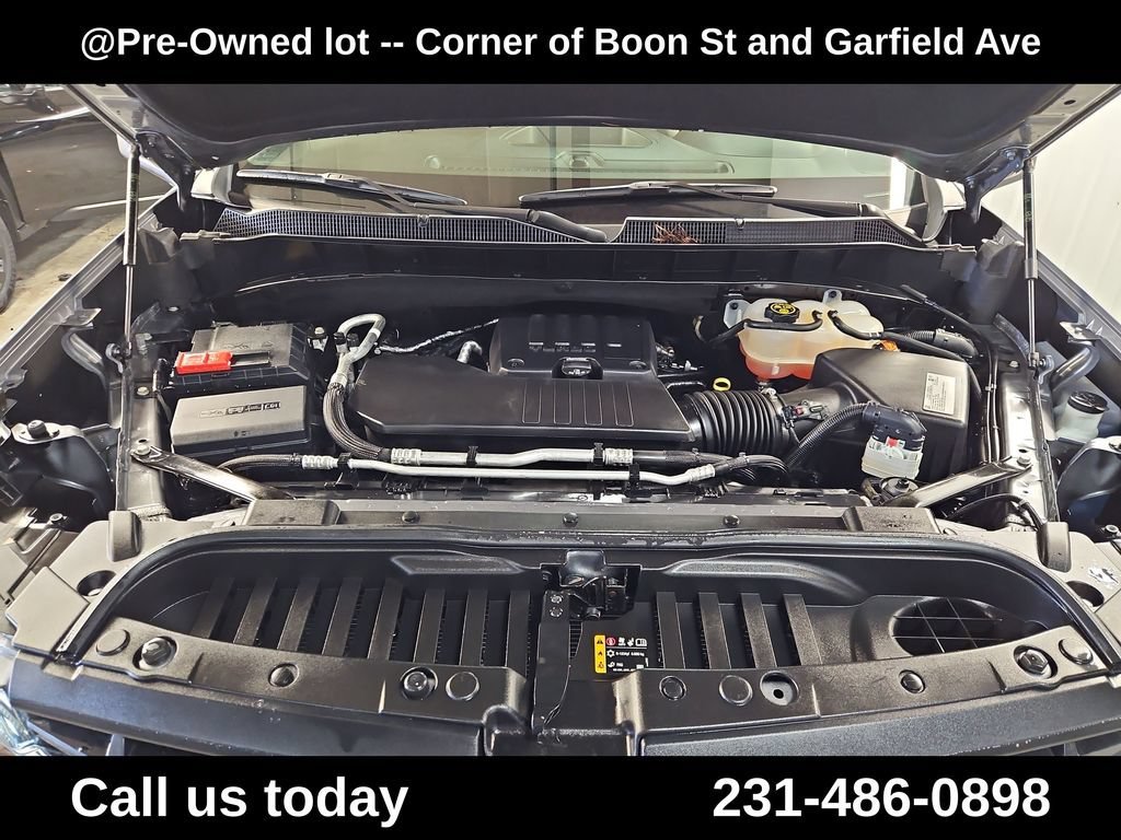 Used 2021 SATIN STEEL METALLIC Chevrolet LT image 10