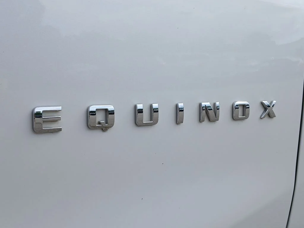 Used 2022 Beige Chevrolet Premier image 33
