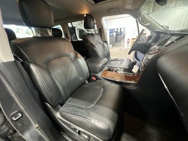 Used 2018 Gray INFINITI Base image 32