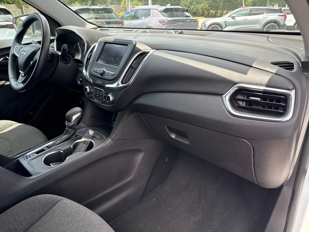 Used 2024 White Chevrolet LT image 23