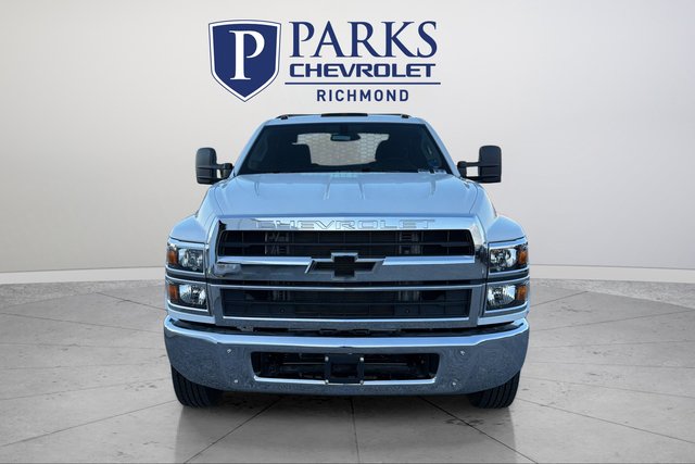 New 2024 Summit White Chevrolet Work Truck image 3