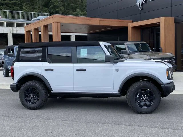 New 2025 Oxford White Ford Big Bend® image 2