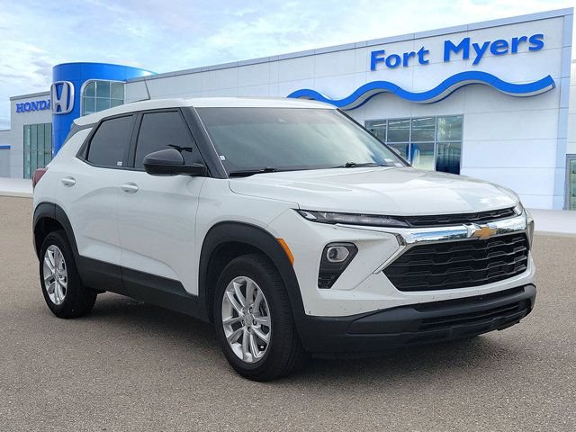2025 Chevrolet Trailblazer LS's photo