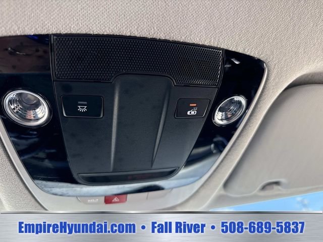 Used 2024 Orange Kia S image 25
