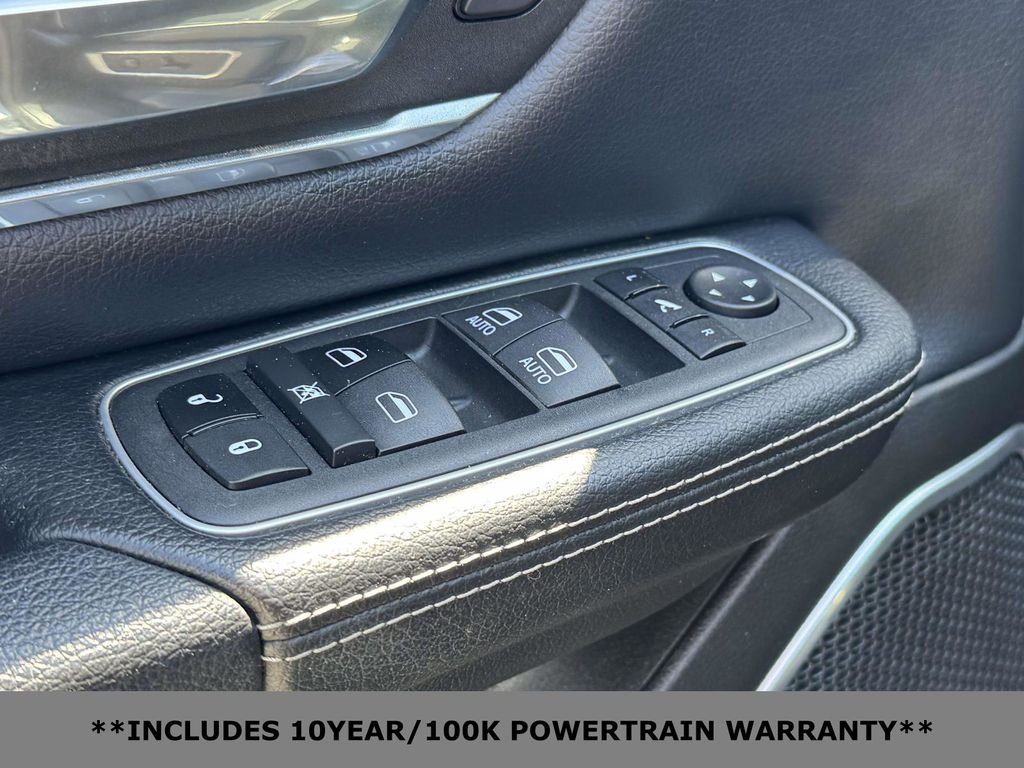 Used 2023 Black Ram Laramie image 15