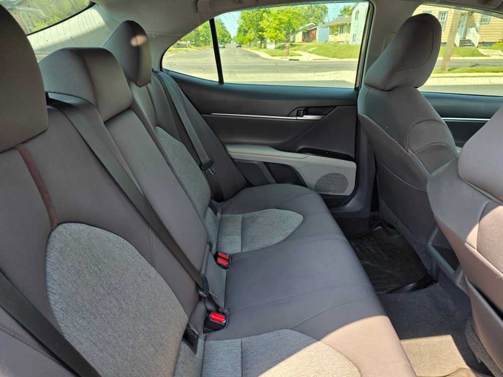 Used 2019 MIDNIGHT BLACK METALLIC Toyota LE image 7