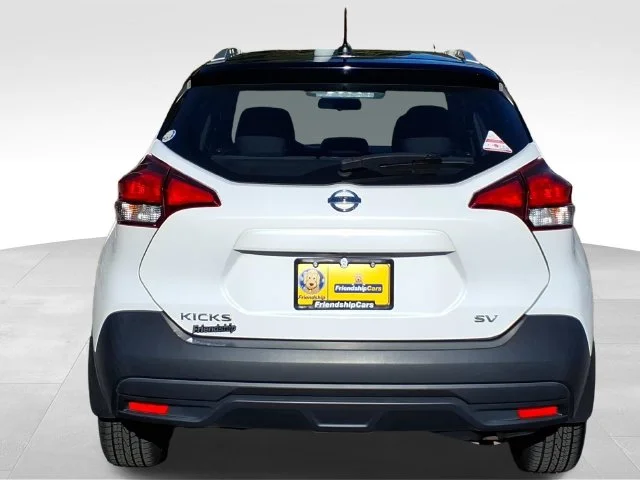 Used 2018 White Nissan SV image 8
