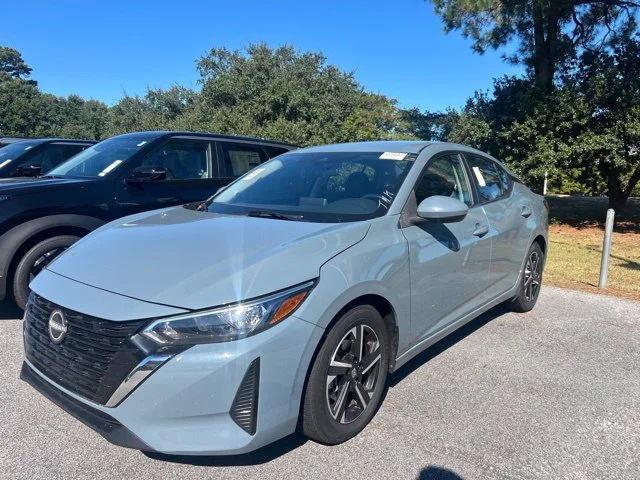 Used 2024 Gray Nissan SV image 3