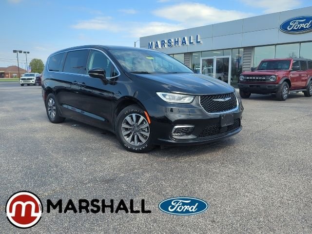 2024 Chrysler Pacifica PHEV