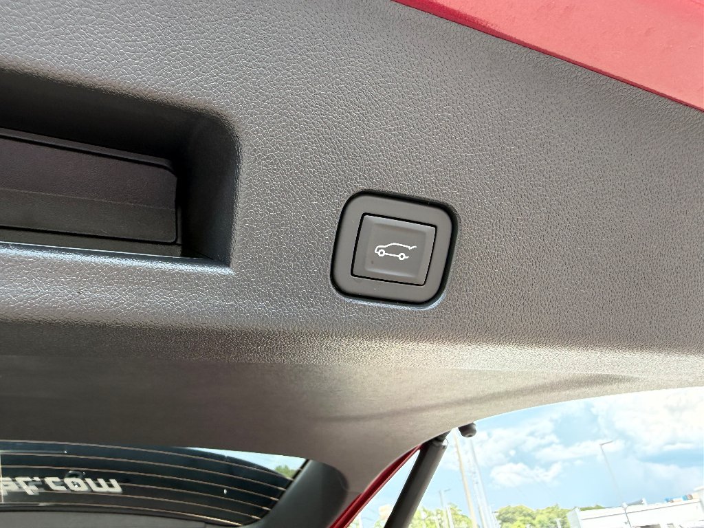2027 Chevrolet Traverse Z71 - Photo 20