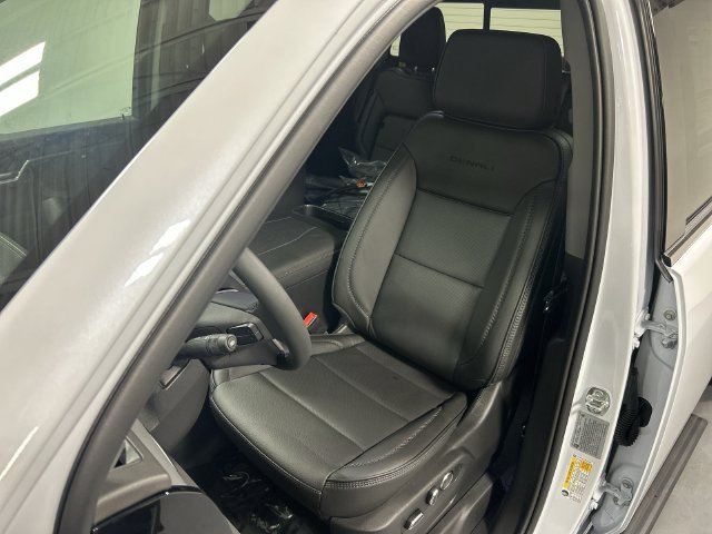 New 2026 Glacier White Tricoat GMC Denali image 11