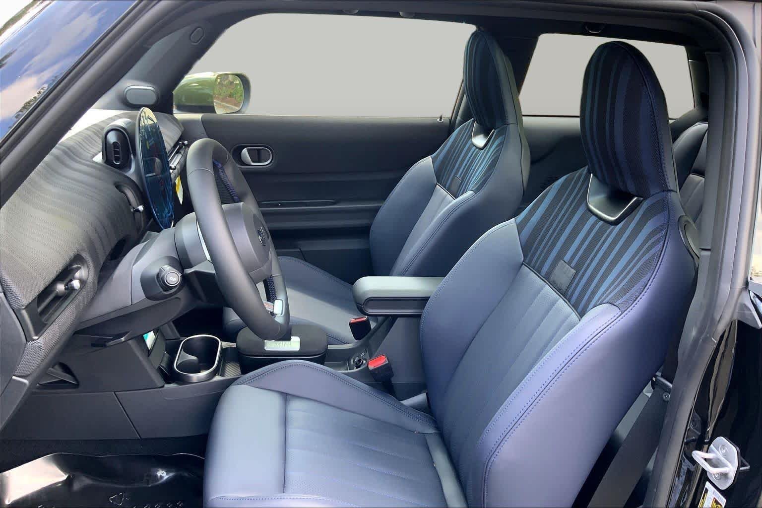 New 2027 MIDNIGHT BLACK MINI Cooper S image 9