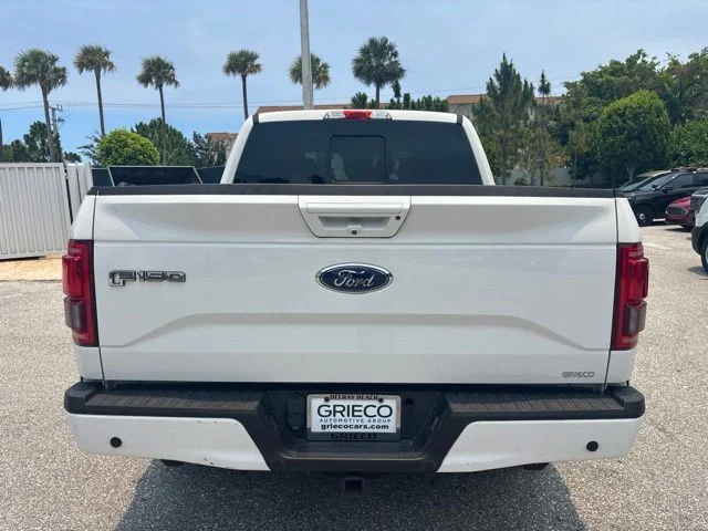 Used 2016 Oxford White Ford Lariat image 9