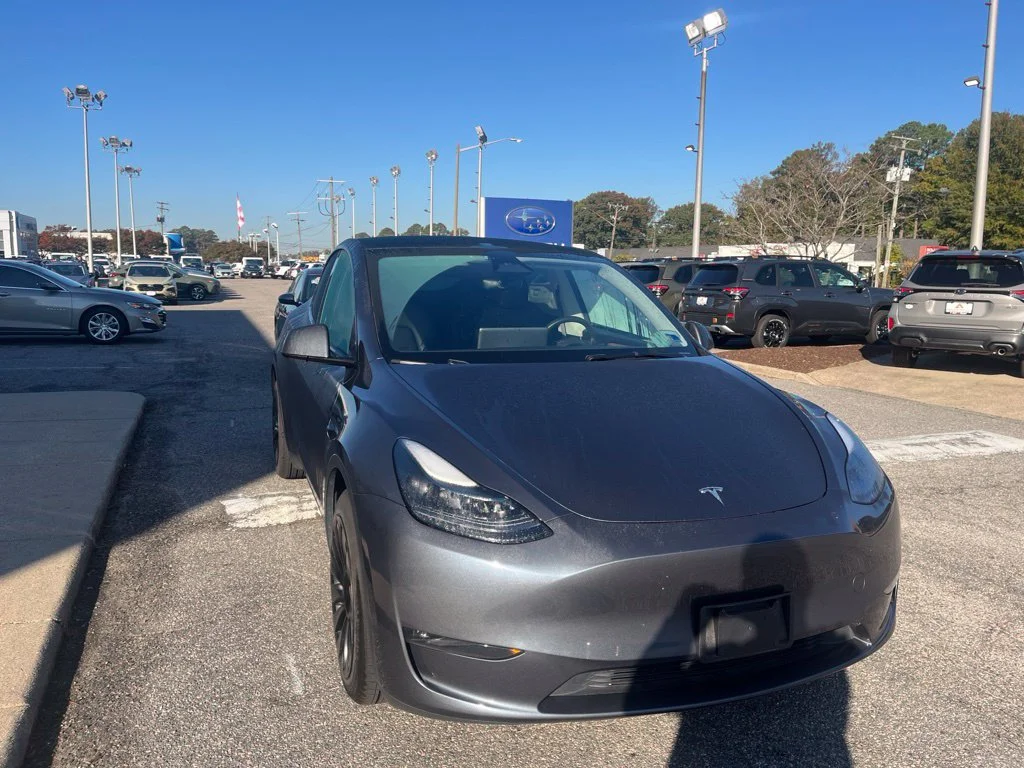 Used 2023 Black Tesla Long Range image 2