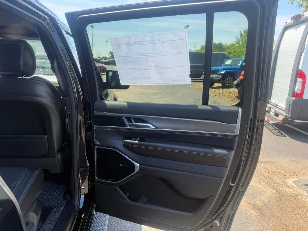 New 2026 Black Jeep  image 58