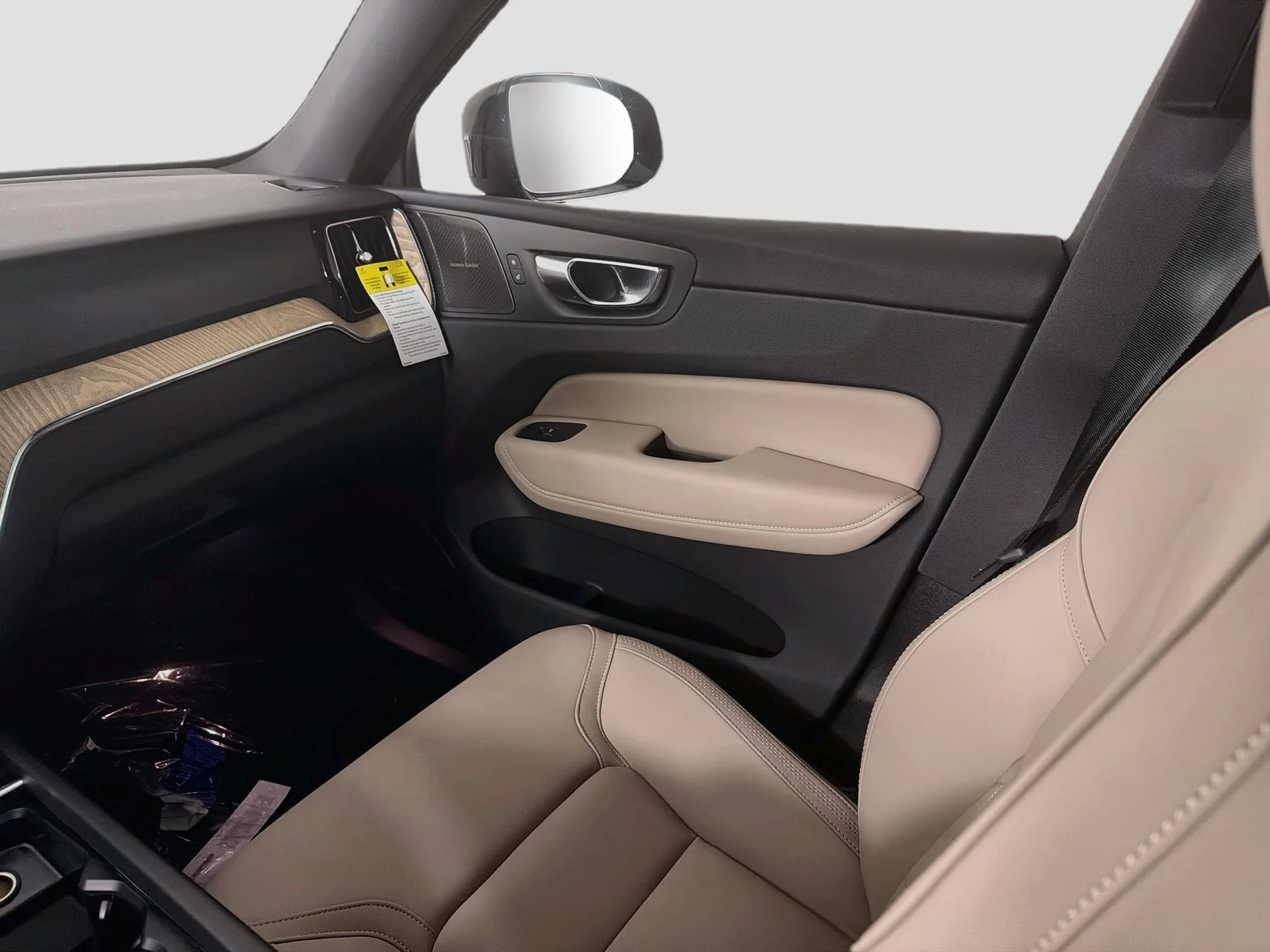 New 2027 Forest Lake Volvo Plus image 24