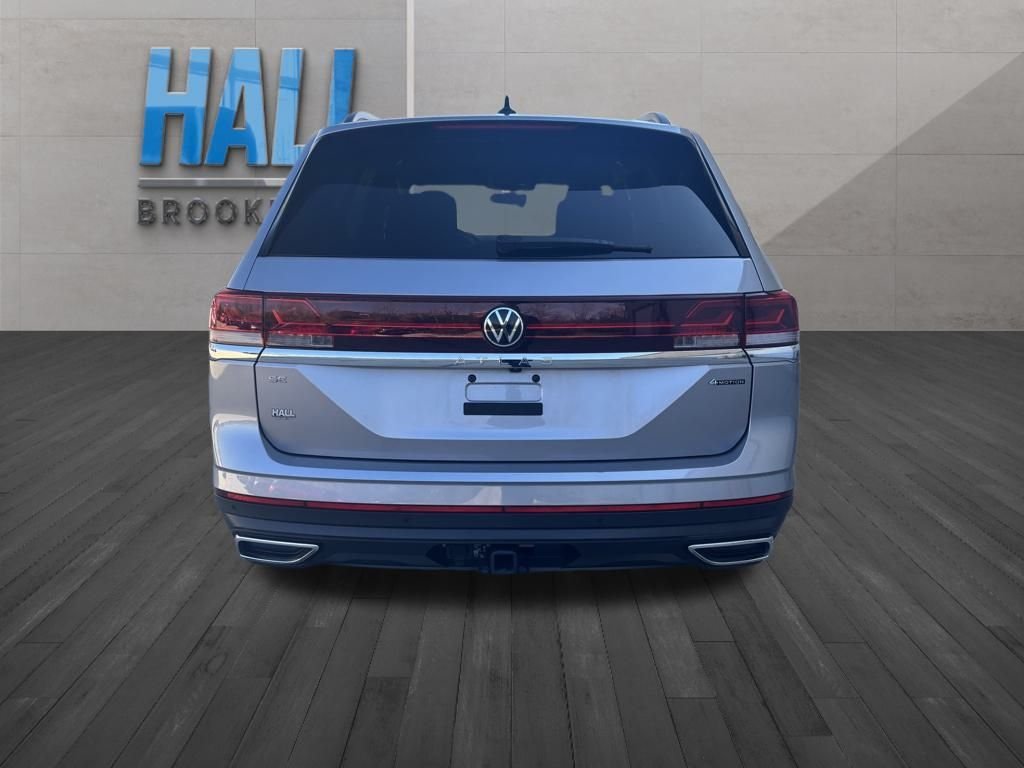 2025 Volkswagen Atlas SE Technology photo 4
