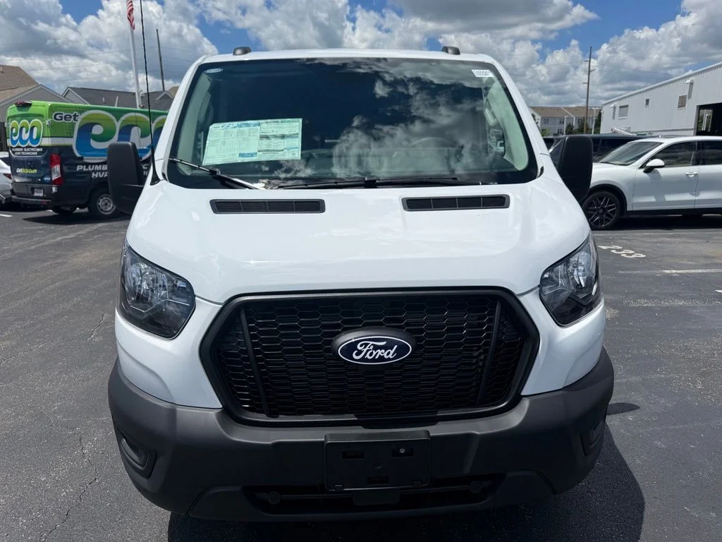 New 2026 Oxford White Ford Cargo Van image 8