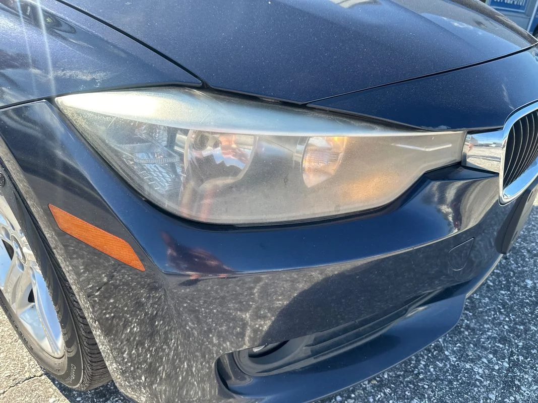 Used 2014  BMW xDrive image 11