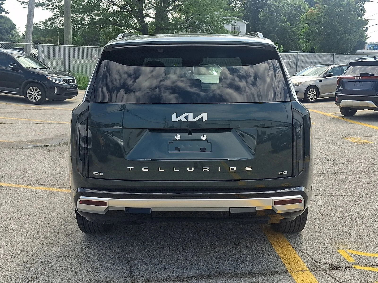 New 2027 Green Kia SX Prestige image 4