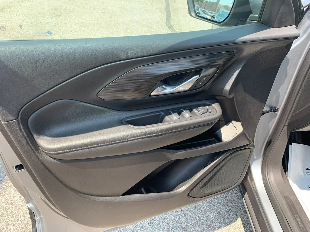 Used 2024 Silver GMC SLE image 12
