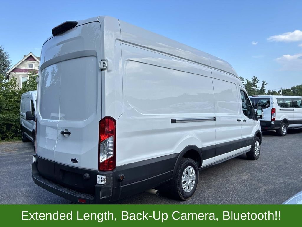 Used 2024 White Ford Base image 7
