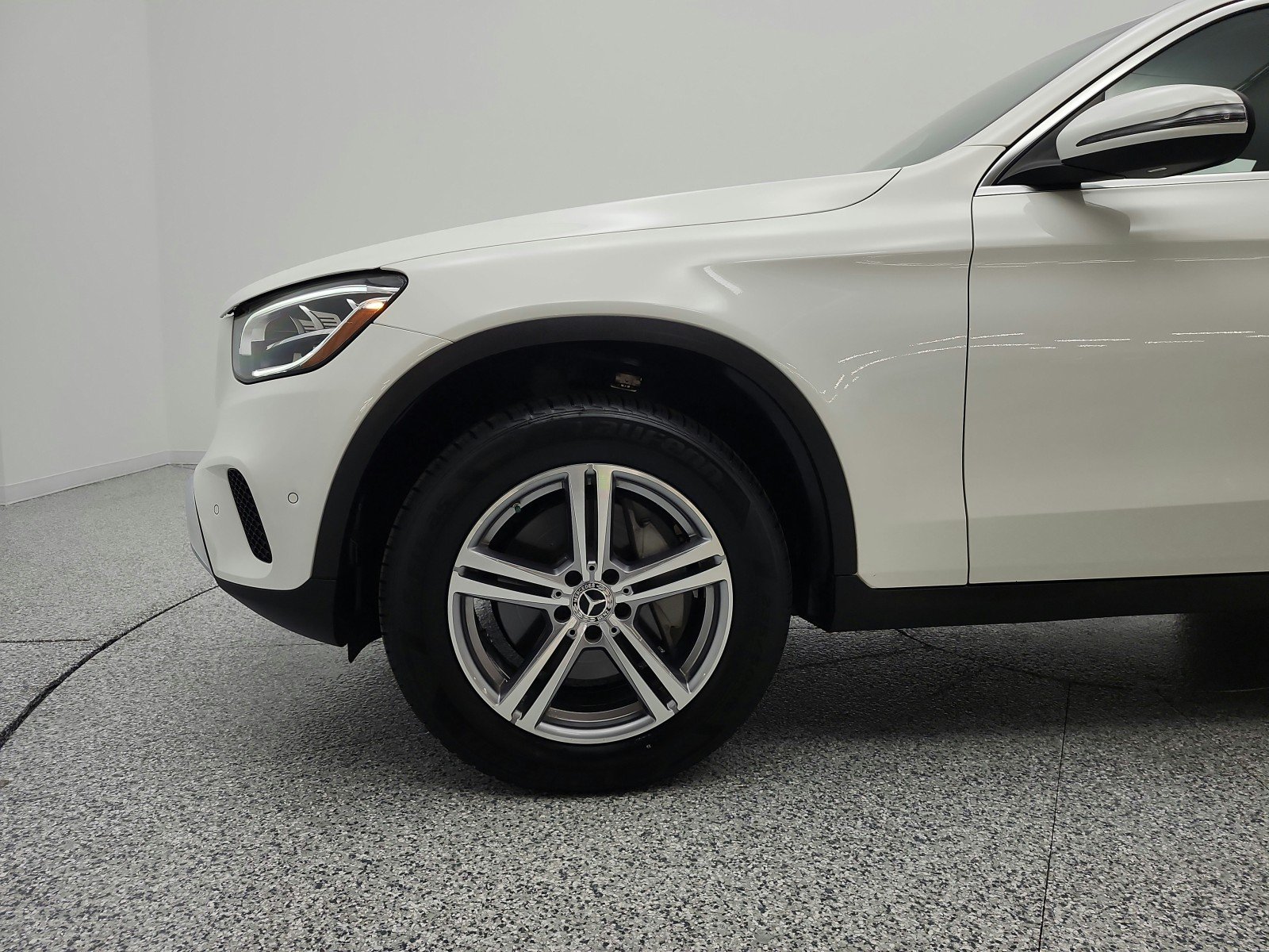 Used 2022 Polar White Mercedes-Benz GLC 300 SUV image 19