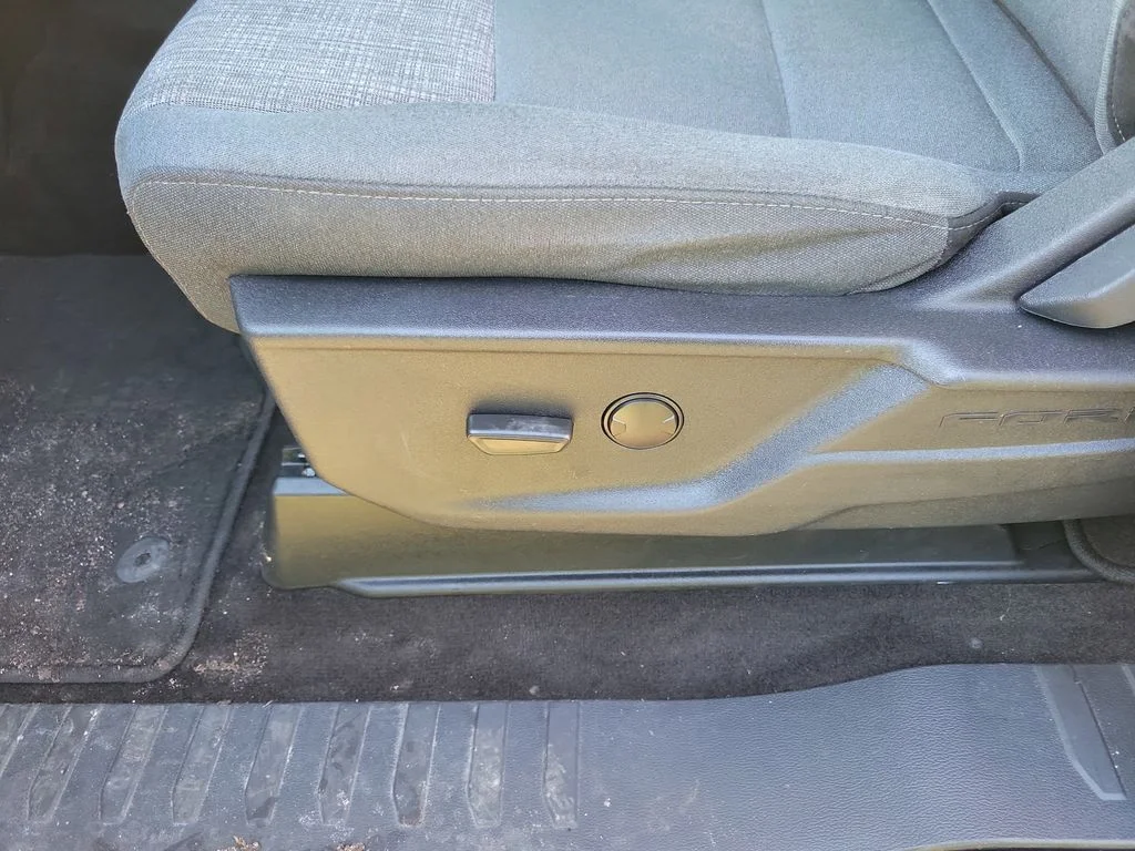 Used 2022 Oxford White Ford XLT image 14