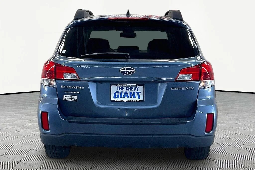 Used 2014 Twilight Blue Subaru 2.5i image 6