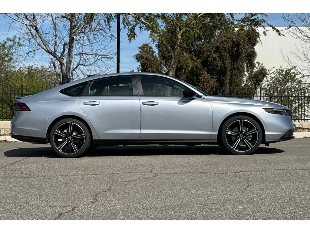 New 2026 Solar Silver Metallic Honda Sport image 3