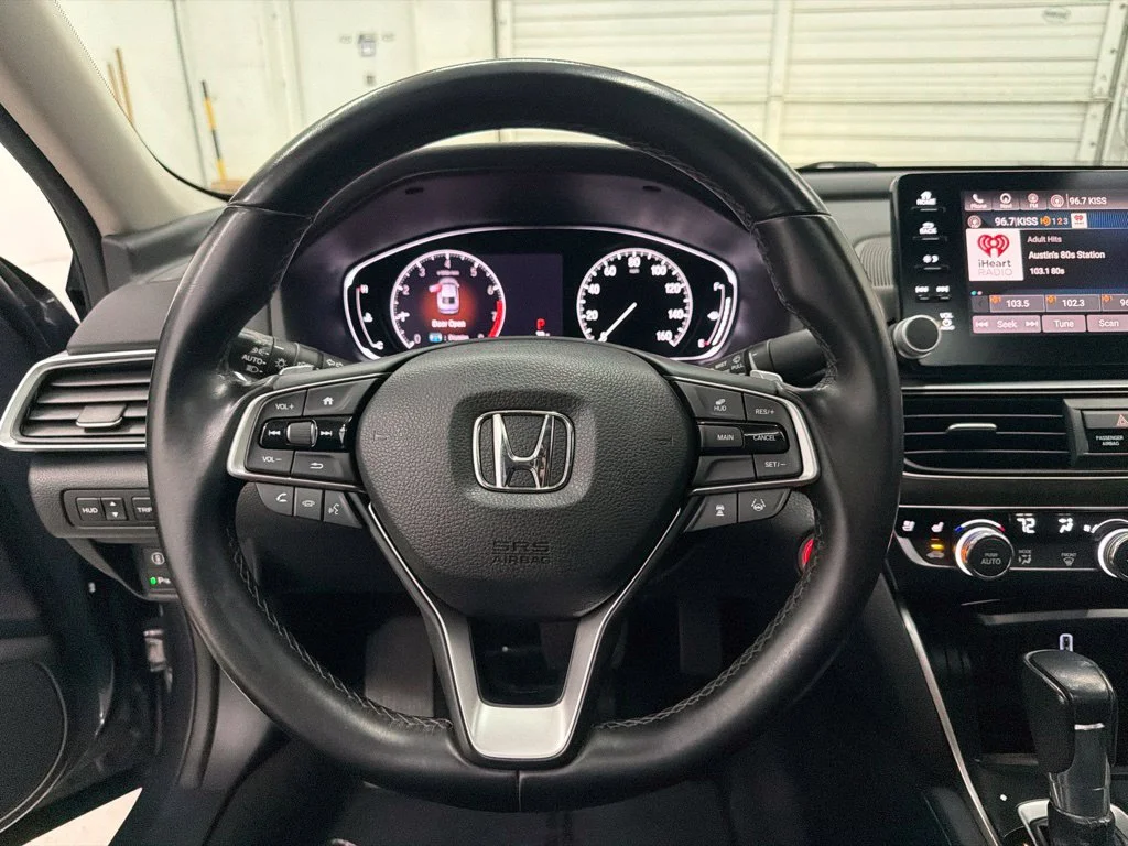 Used 2018 Gray Honda Touring image 16