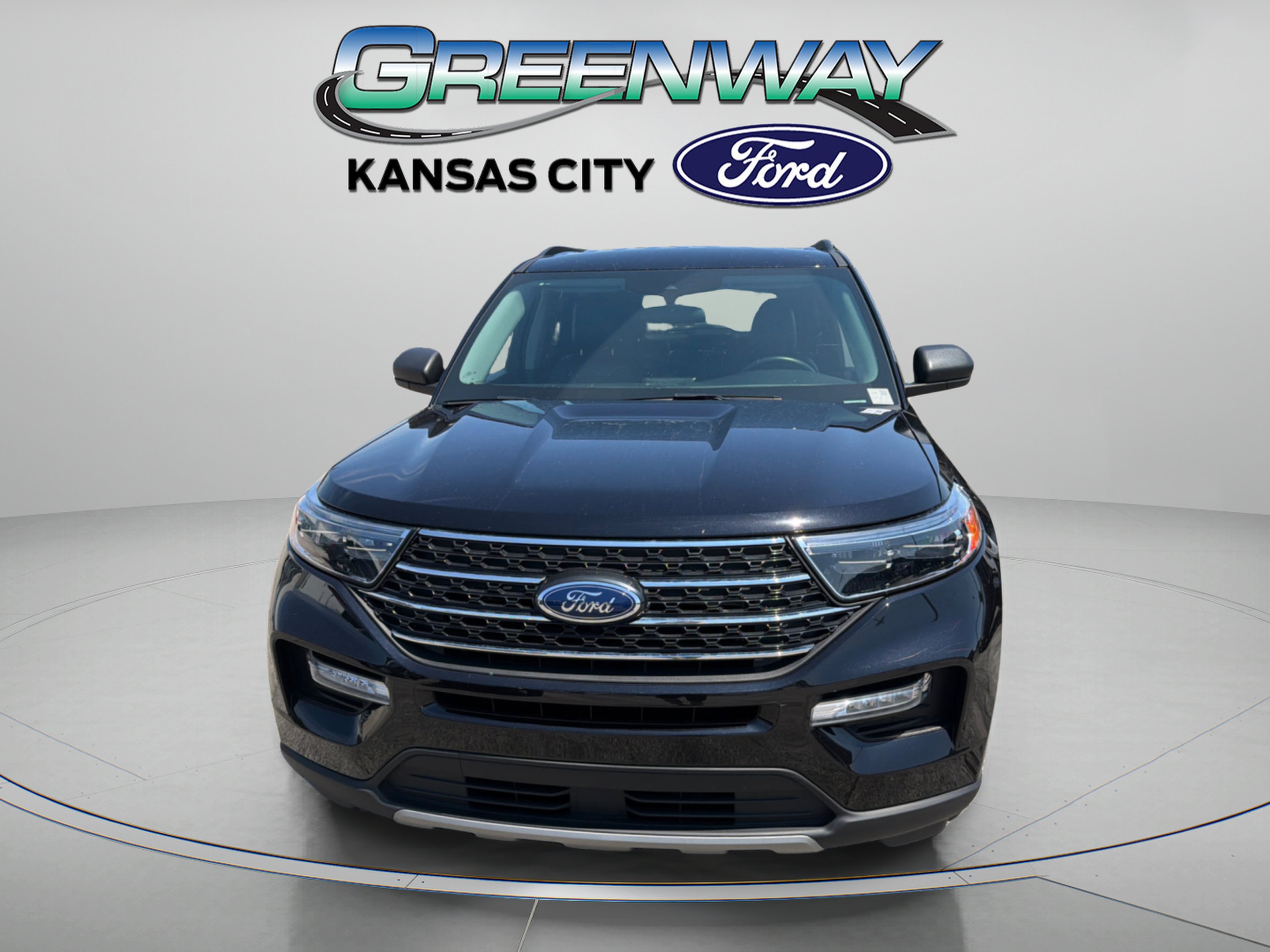 Used 2024 Ford Explorer XLT with VIN 1FMSK8DH9RGA20989 for sale in Kansas City