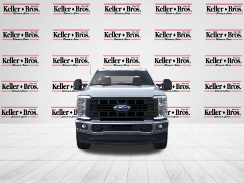 New 2026 Oxford White Ford XL image 7