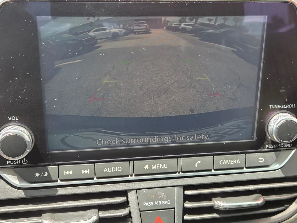 Used 2025 Black Nissan 2.5 SV image 16
