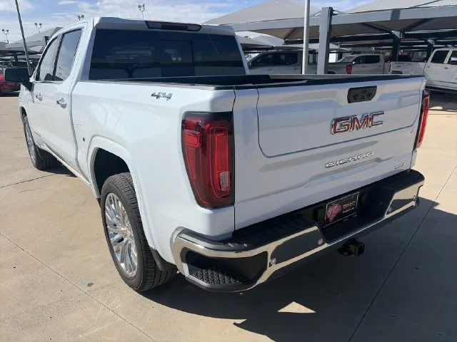 New 2026 White GMC SLT image 5