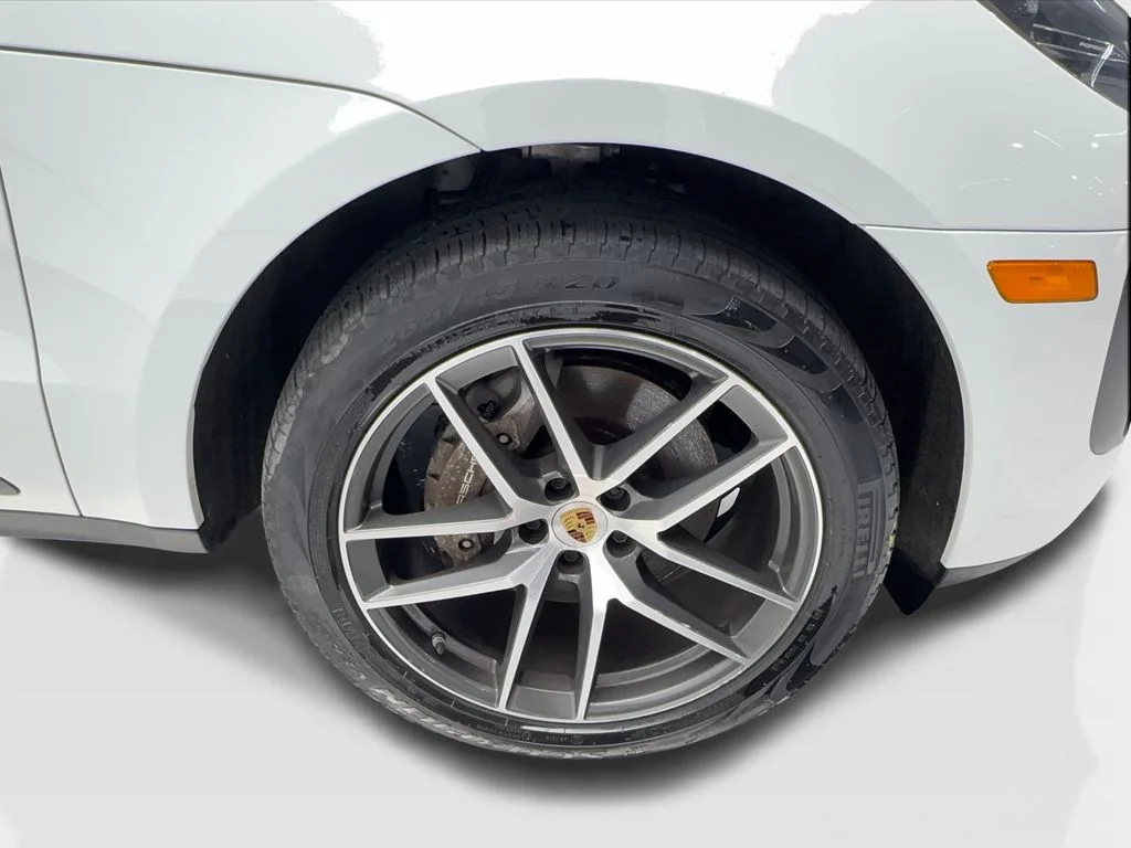 Used 2023 White Porsche Base image 15