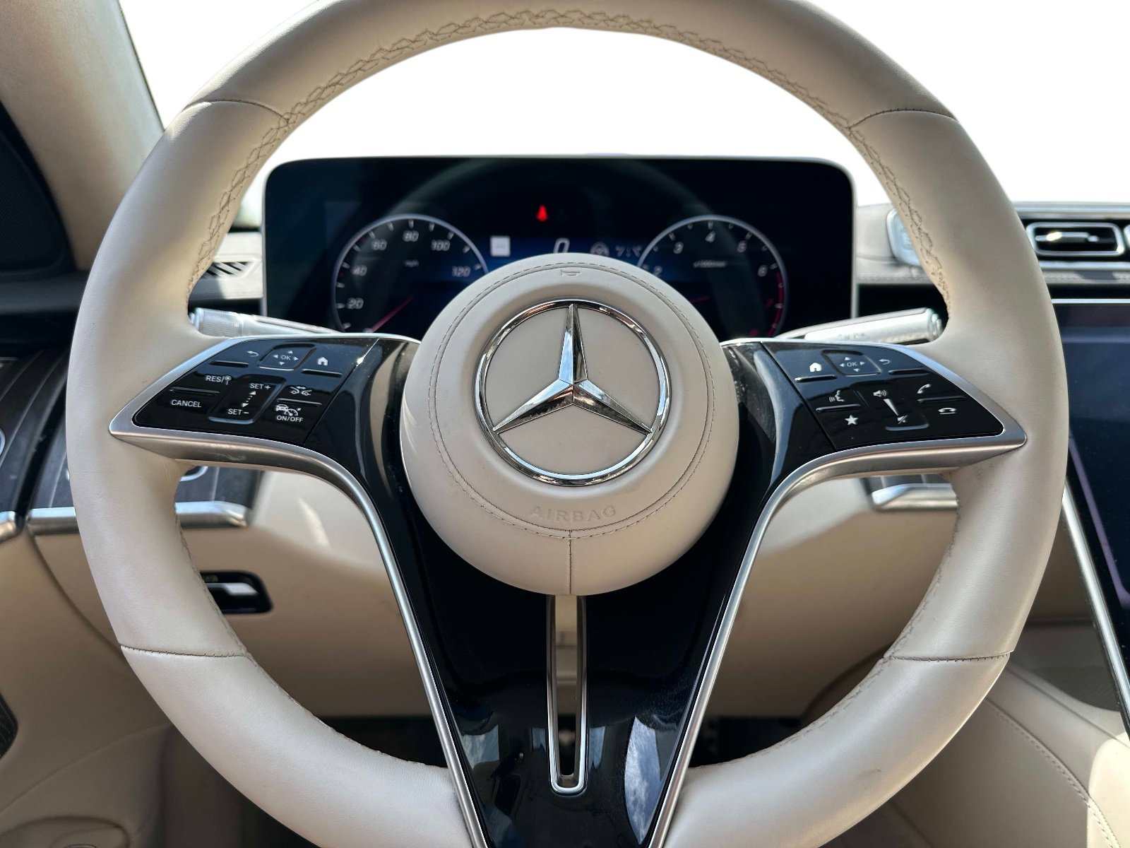 Certified Used 2023 Obsidian Black Mercedes-Benz S 580 image 19