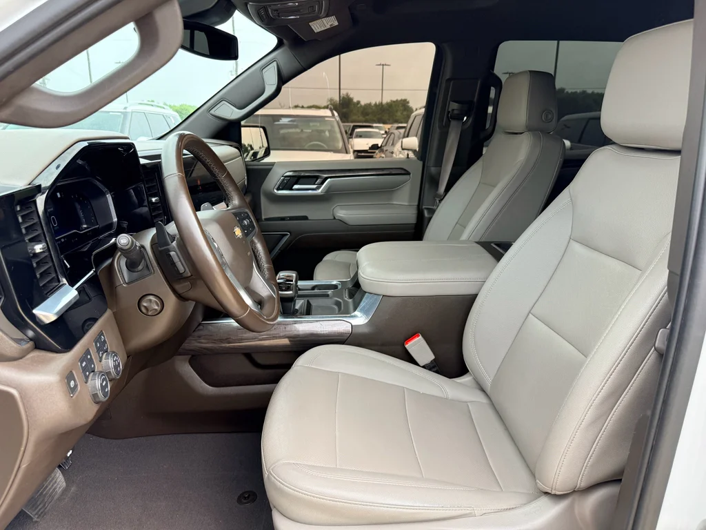 Used 2023 Summit White Chevrolet LTZ image 8