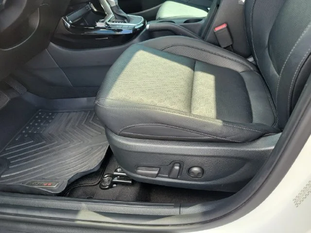 Used 2023 White Kia EX image 16