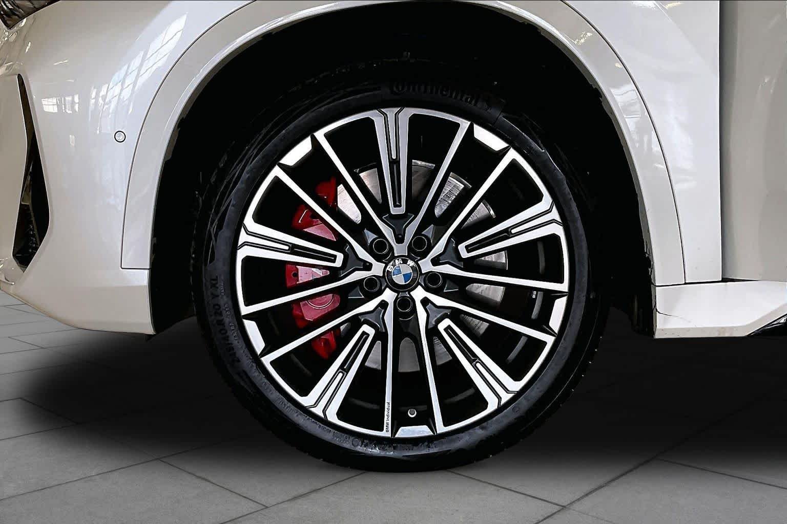 Certified Used 2025 Mineral White Metallic BMW xDrive28i image 10