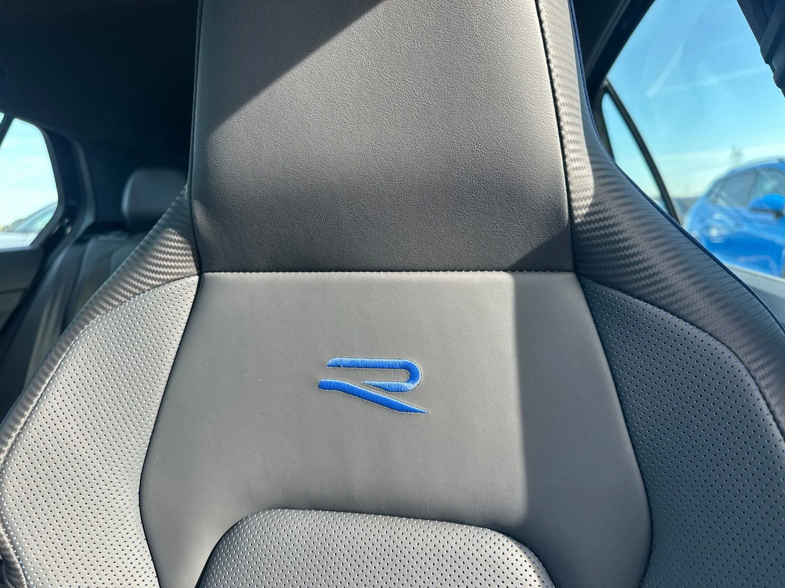 2026 Volkswagen Golf R R - Photo 12
