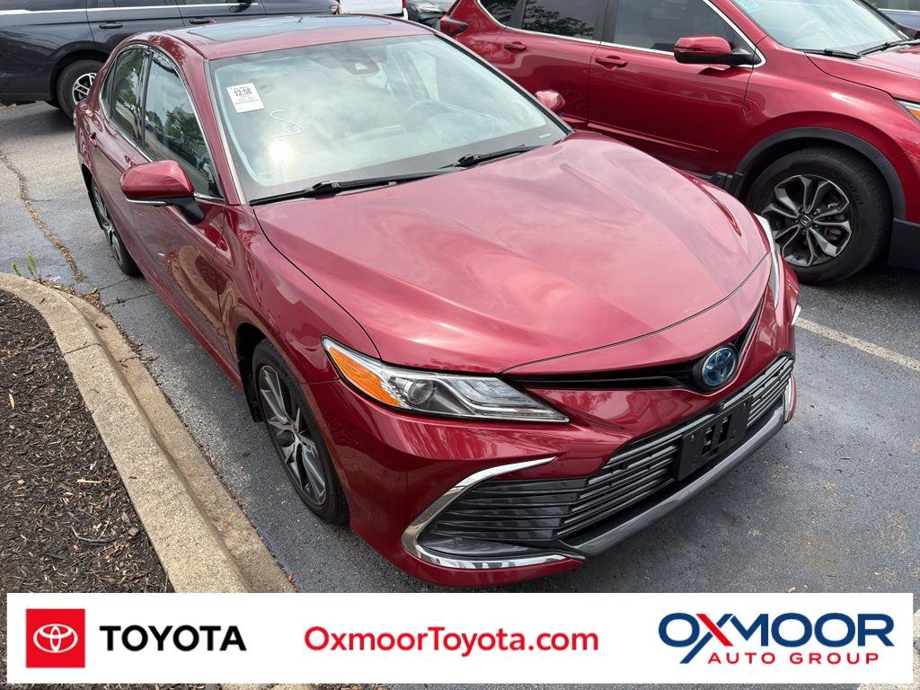 Used 2022 Ruby Flare Pearl Toyota Hybrid XLE image 1