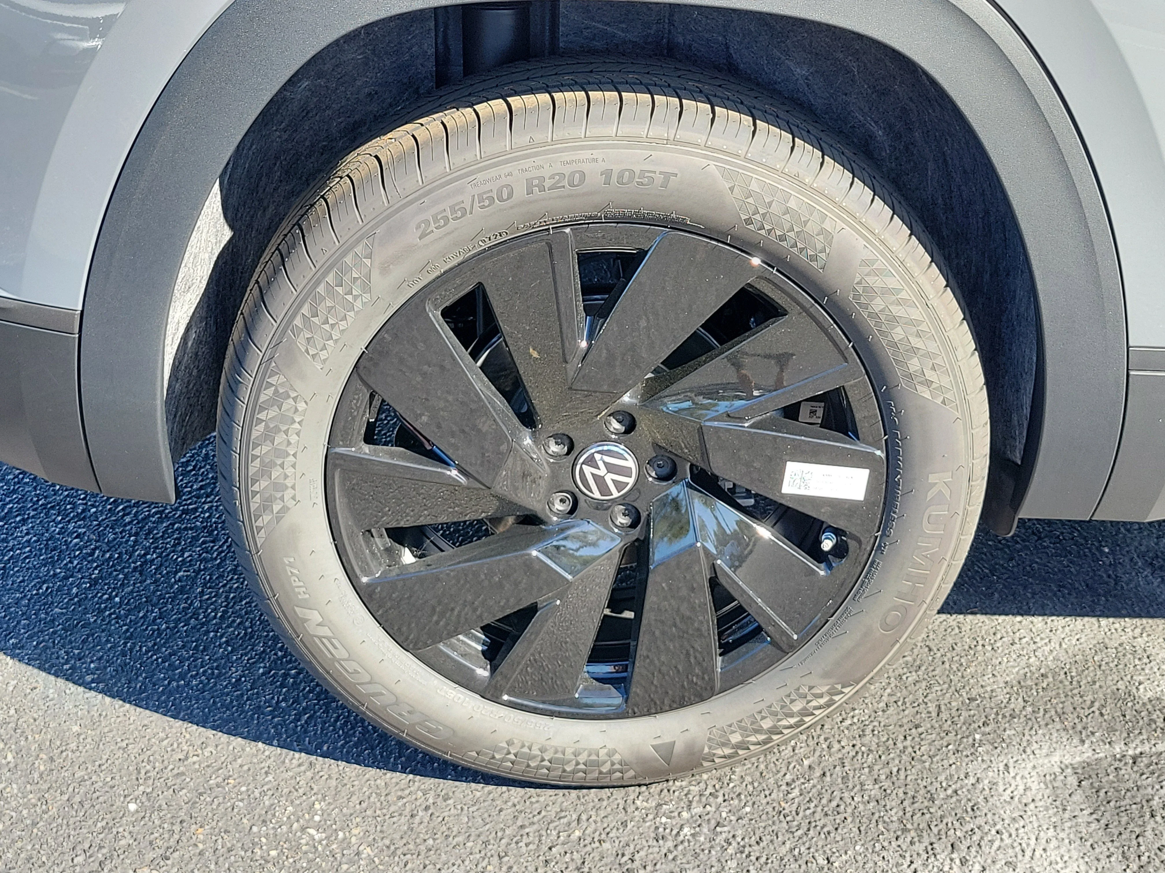 New 2026 Gray Volkswagen 2.0T SE w/Technology image 36