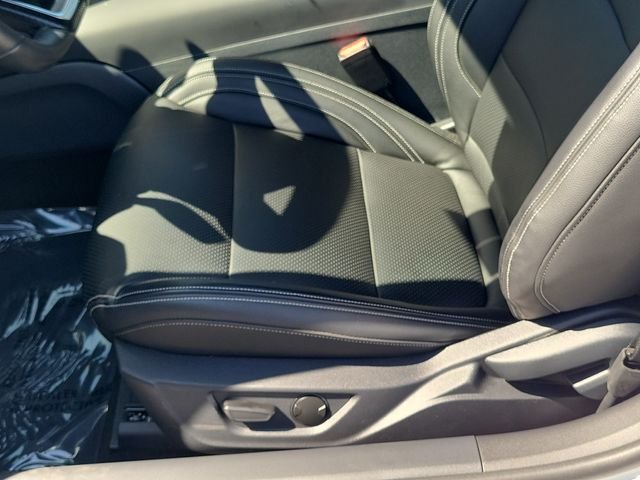 Used 2026 Oxford White Ford EcoBoost image 15